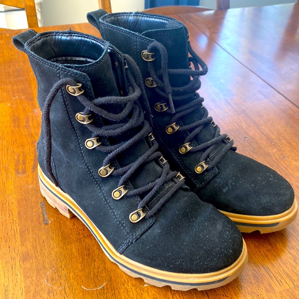 Sorel Lennox black Suede / gum size 9